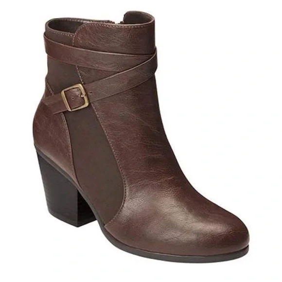 A2 Aerosoles Ankle Boots Invitation Brown Faux Leather Side Zip Heels - Picture 1 of 14